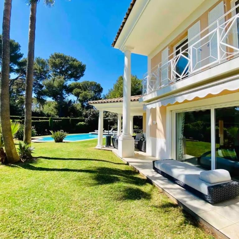Villa Les Palmiers au Cap d Antibes - Villa 3 Chambres - 34