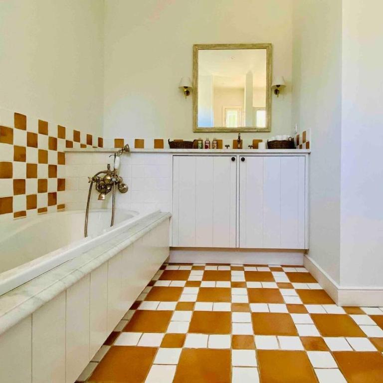 Villa Les Palmiers au Cap d Antibes - Villa 3 Chambres - 35