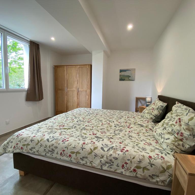 Les Mûriers - Appartement 2 Chambres - Vue sur Jardin - 34