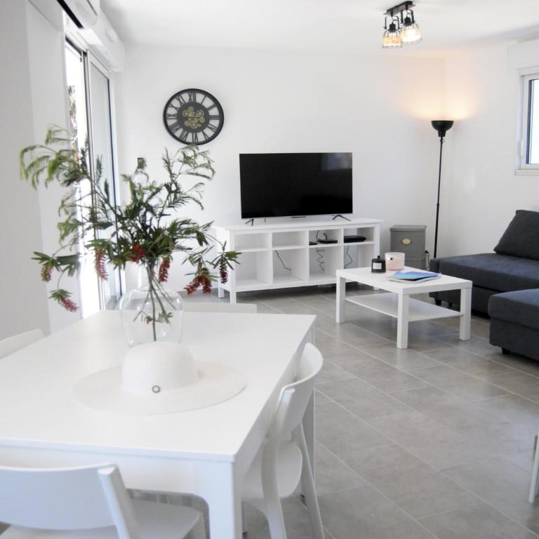 Appartement neuf, en centre ville, terrasse et plages 5mn à pieds! - Appartamento con 2 Camere da Letto - 11
