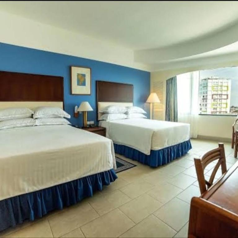 Edificio de Apartamentos Colón Miramar - Deluxe One-Bedroom Apartment with City View - 1