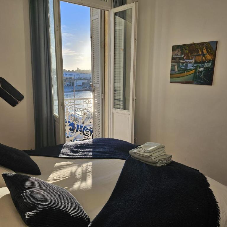 Magnifique 3 chambres, vue sur le port, clim. - Apartamento de 3 dormitorios - 12