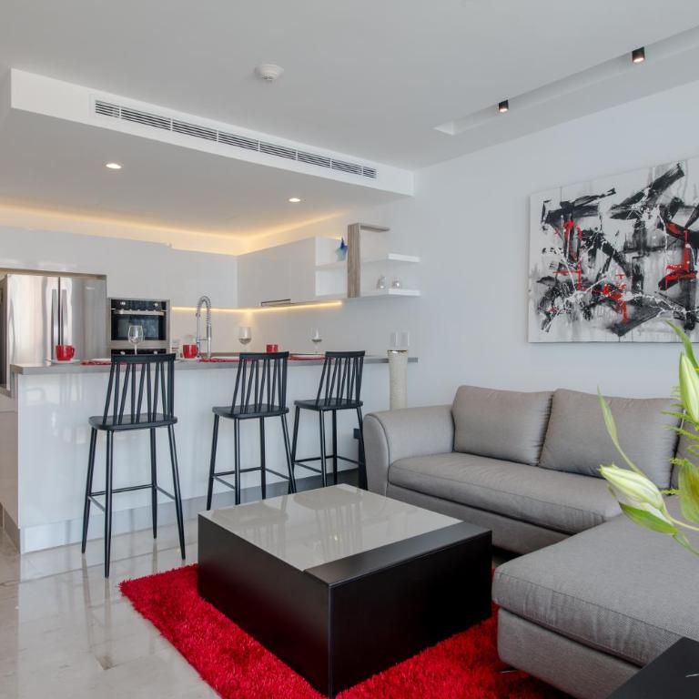 Oceana Residences - Two-Bedroom Apartment with Balcony - 7