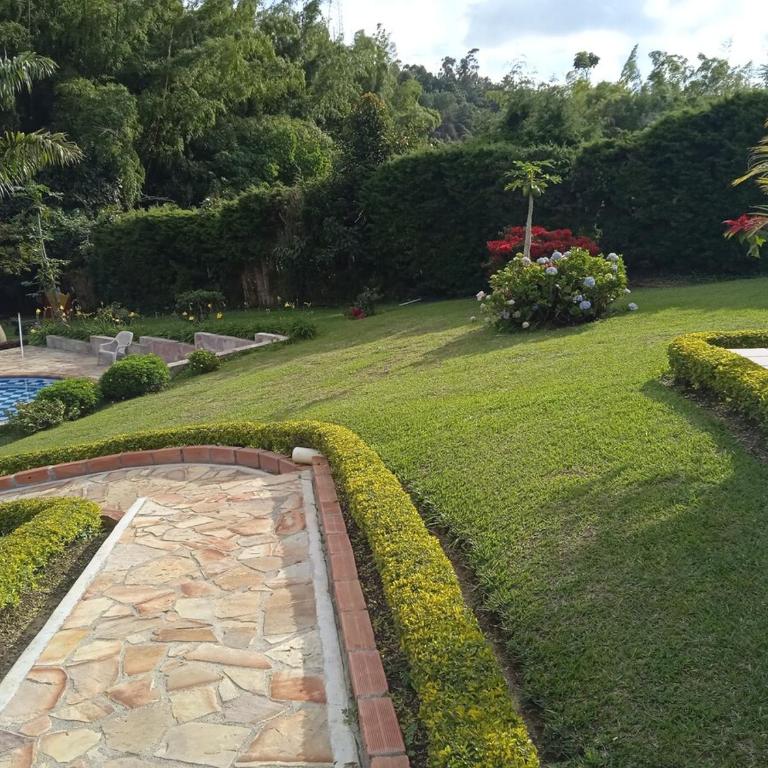 La Esperanza, Mesa de los santos - Villa - 17