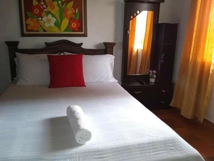 La Esperanza, Mesa de los santos - Villa - 34