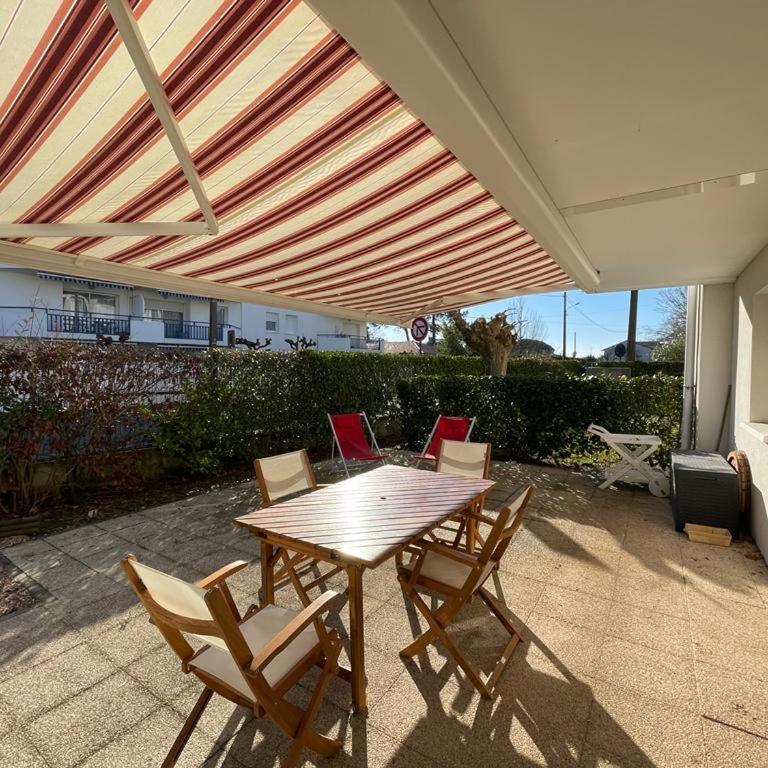 Superbe appartement très spacieux en centre ville - Deluxe One-Bedroom Apartment with Garden View - 1