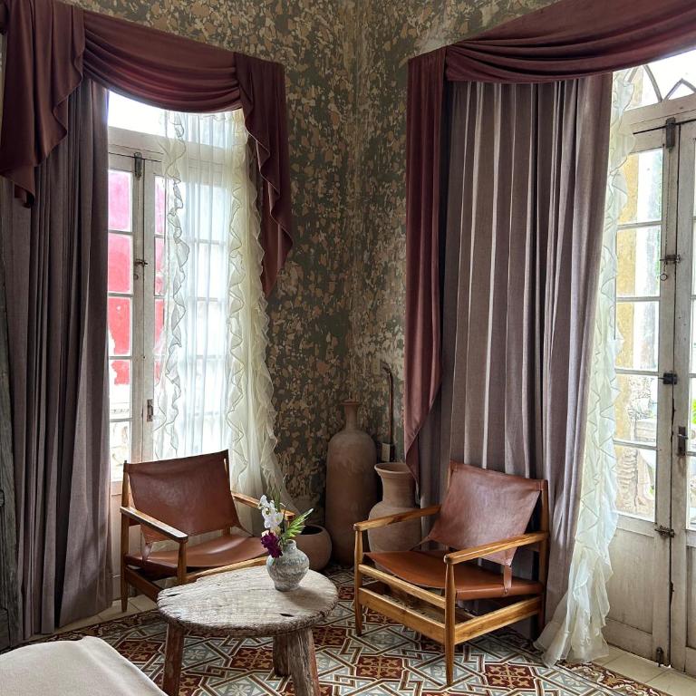 Historic House Hotel boutique - Junior Suite with Balcony - 2