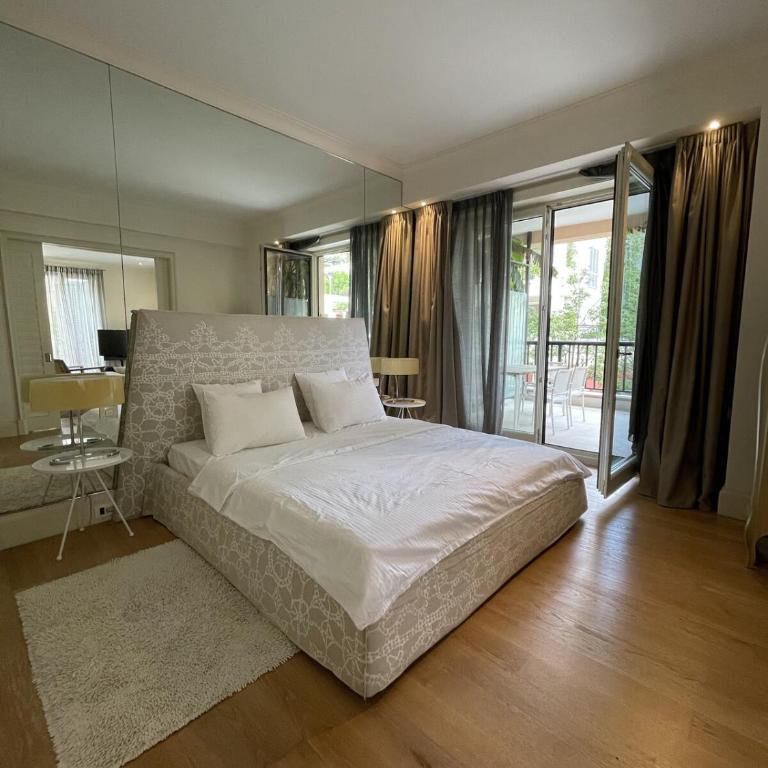 1 bedroom Teuta Porto Montenegro - One-Bedroom Apartment - 16