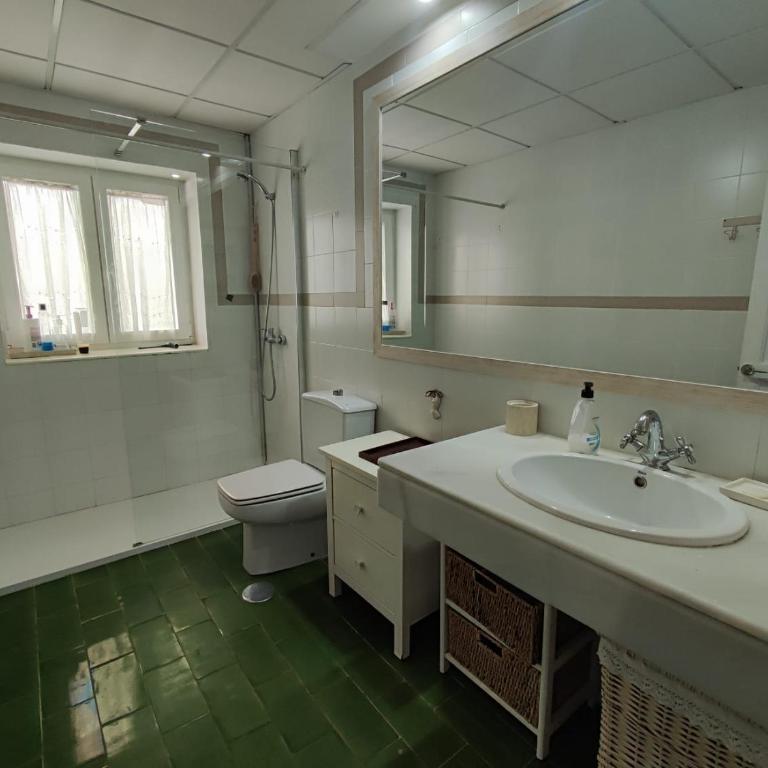 casa colon - Three-Bedroom Apartment - 24