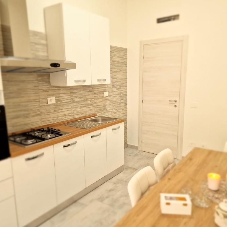 Sole a catinelle - Central Alghero Stay - Appartamento con 2 Camere da Letto - 3