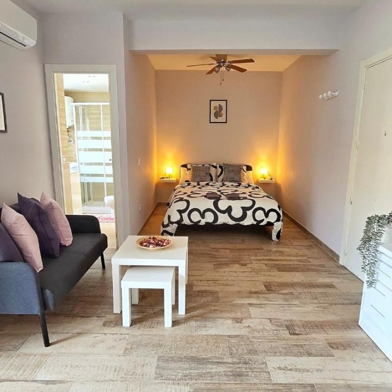 Acogedor Estudio en el centro de Torremolinos - Estudio Estándar - 22
