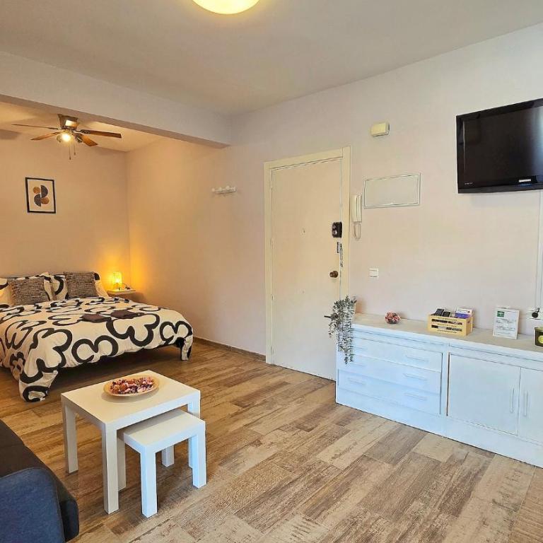 Acogedor Estudio en el centro de Torremolinos - Estudio Estándar - 15