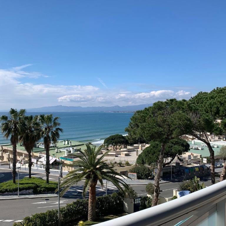 Bonito apartamento con vistas al mar en Salou - Apartamento de 2 dormitorios - 16