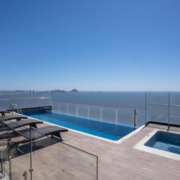 Mazatlán departamento por malecon - Two-Bedroom Apartment - 35