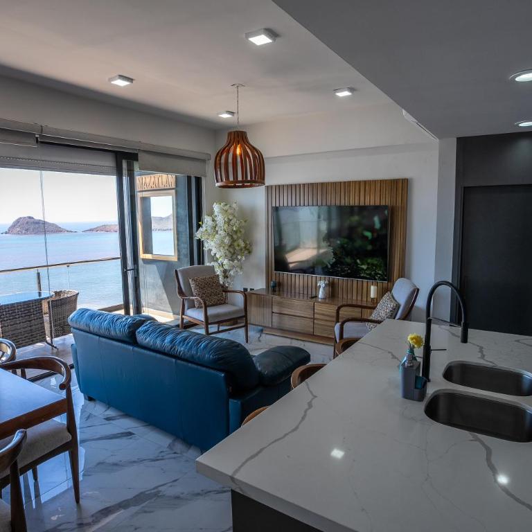 Mazatlán departamento por malecon - Two-Bedroom Apartment - 9