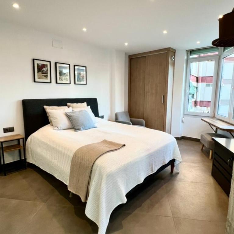 Acogedor Apartamento Moderno con Piscina en Nerja, Perfecto para una Escapada - Apartamento con vistas a la piscina - 29