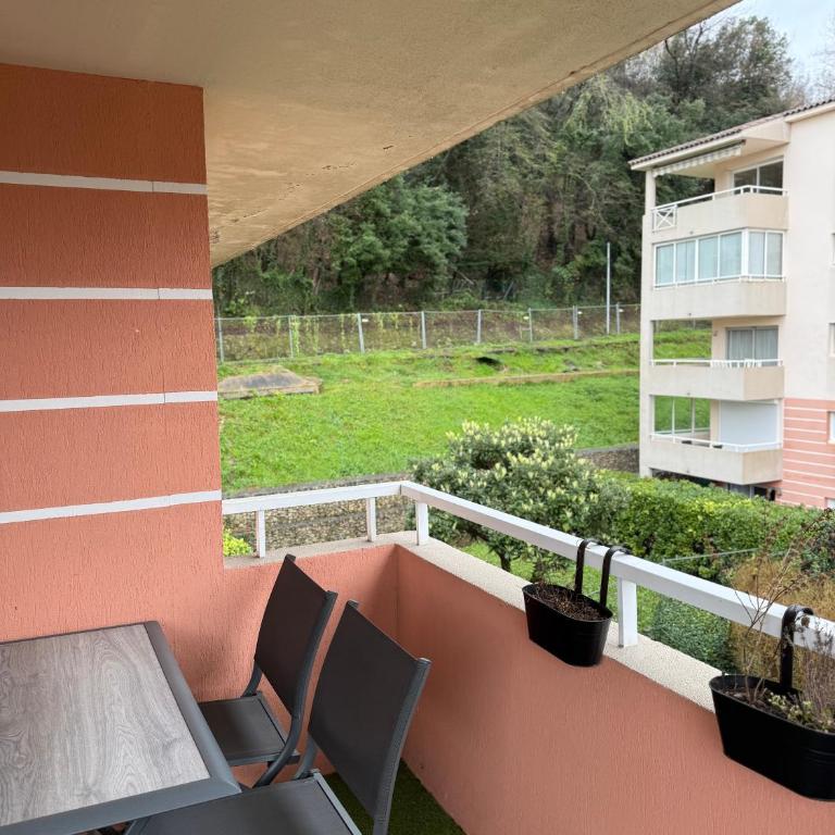 Dernier étage avec garage, piscines et tennis - Apartment mit 1 Schlafzimmer - 5