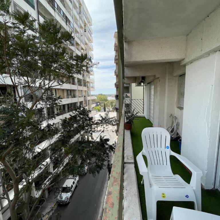 Casa a metros del Monumento, ubicación ideal - Apartamento de 3 dormitorios - 6