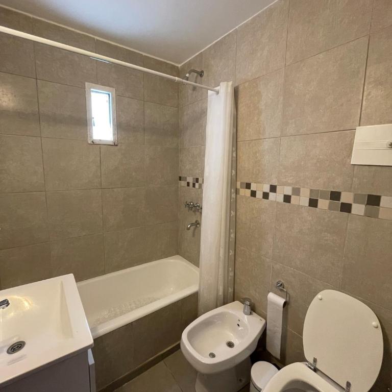 Casa a metros del Monumento, ubicación ideal - Apartamento de 3 dormitorios - 15