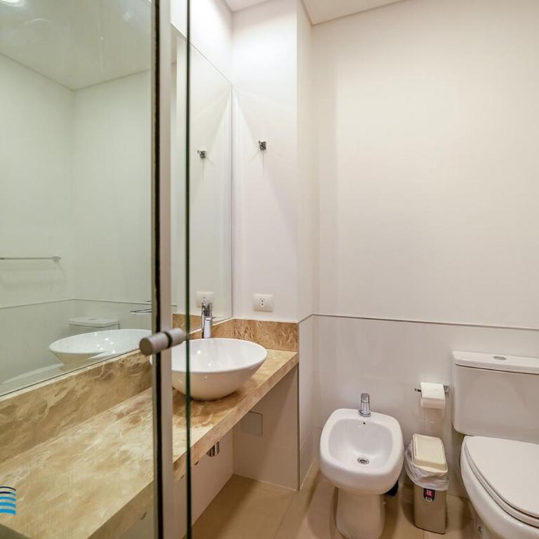 504 Emerald Boutique building just steps away from Shopping del Sol - One-Bedroom Apartment - 25