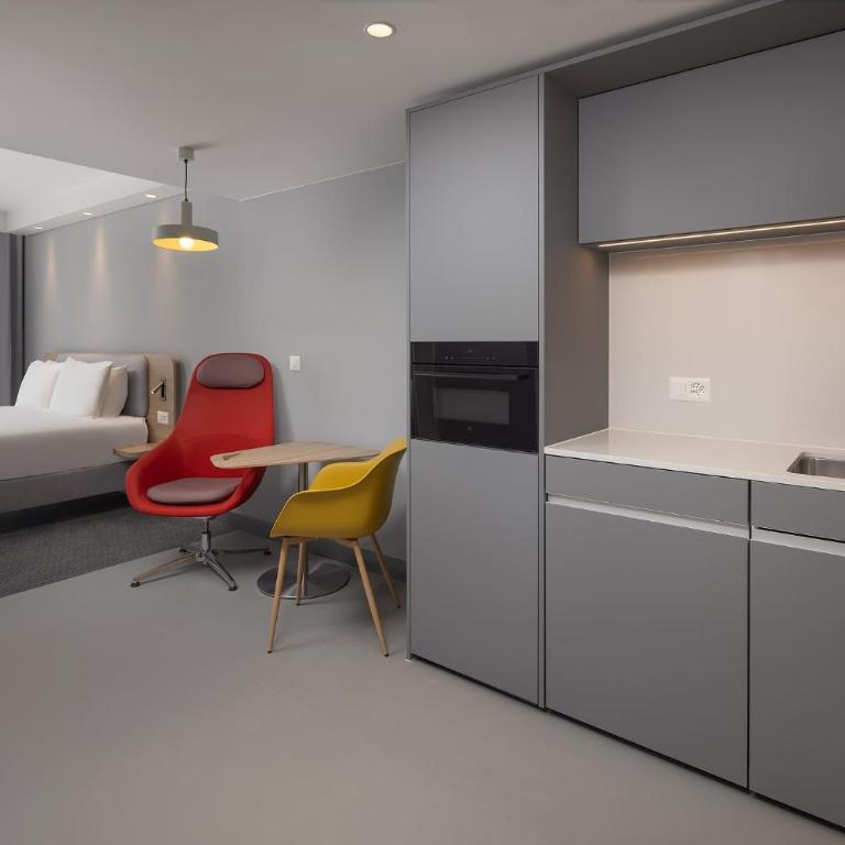 Holiday Inn Express & Suites Sion by IHG - Suite mit Queensize-Bett - 8