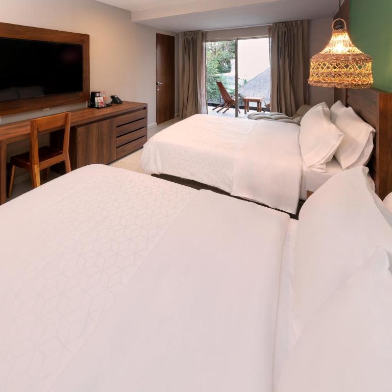 Holiday Inn Tulum by IHG - Standard Double Room with Two Double Beds - 1