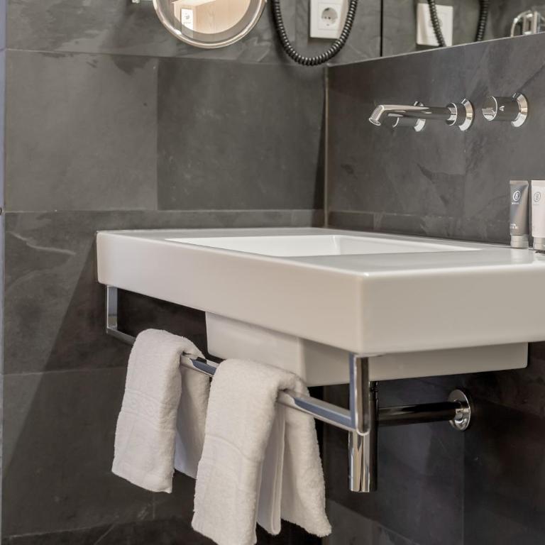 Alpenhotel Krone - Doppelzimmer - 6