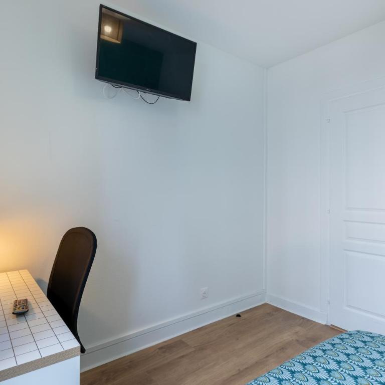 Meublé 4 Chambres proche du centre - Appartement - 17