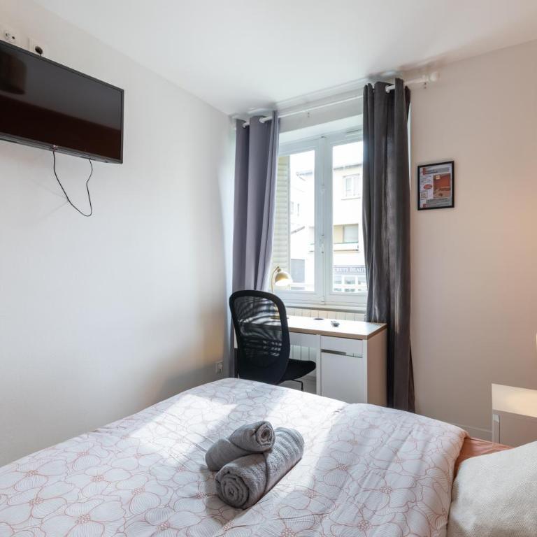 Meublé 4 Chambres proche du centre - Appartement - 14