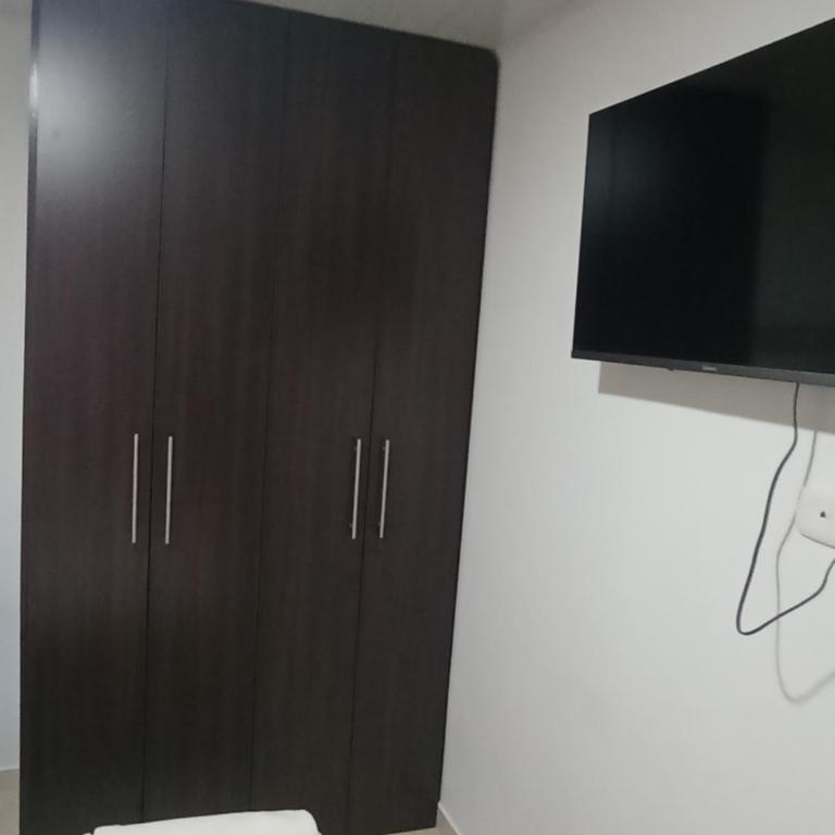 Excelente apartamento en zona norte - Apartamento de 1 dormitorio - 2