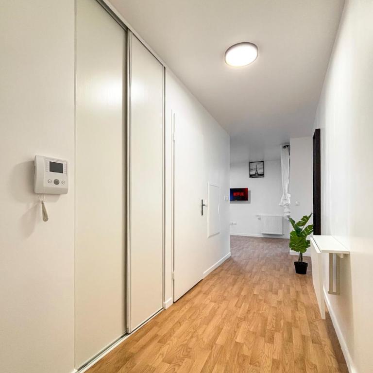 Appartement Cosy avec Loggia et Parking privé - Appartamento - Piano Terra - 5