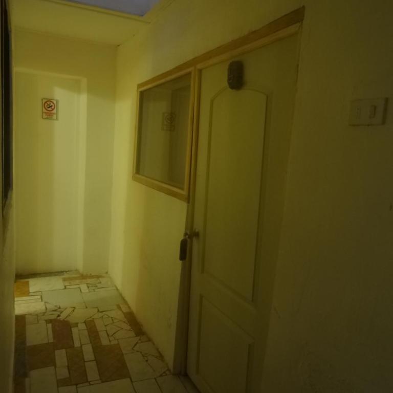 Hostal Kirckir - Habitación Compartida Mixta - 4 camas - 1