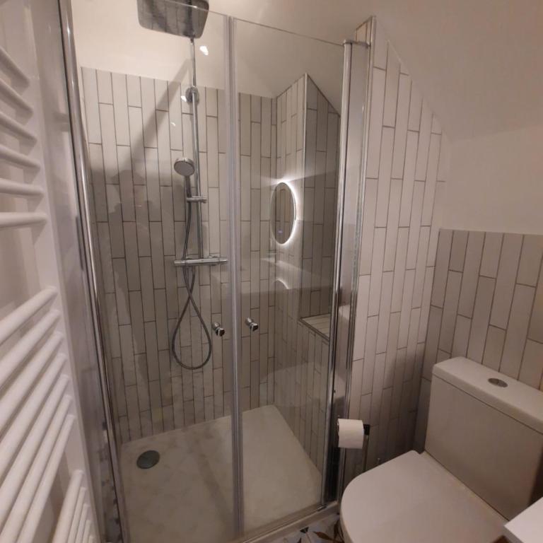 Gîte Roche Pointue - Jacuzzi - Ski - Domaine - Appartamento - 28