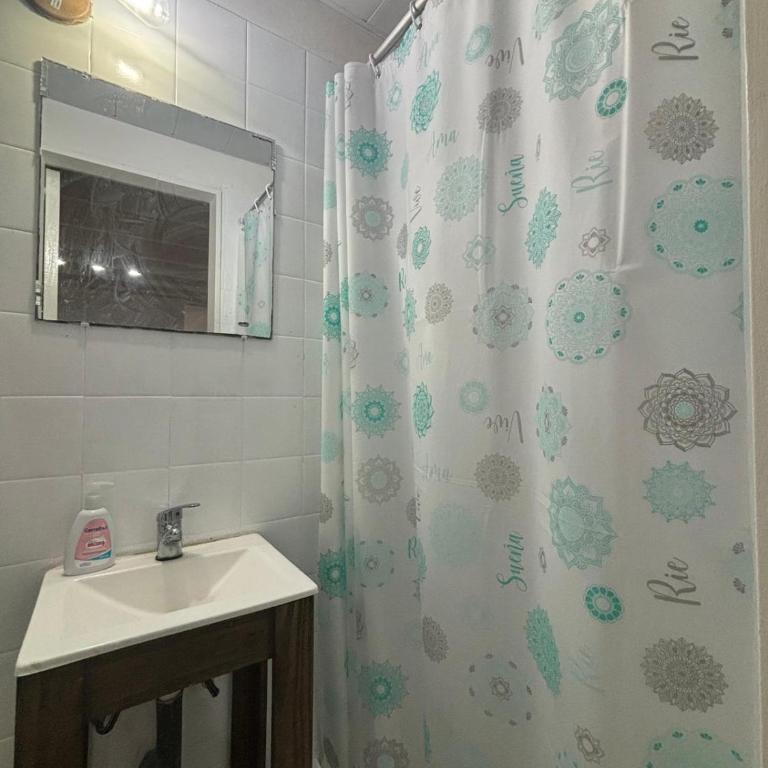 Duplex con AA Hospital San Martin - Apartamento de 1 dormitorio - 9