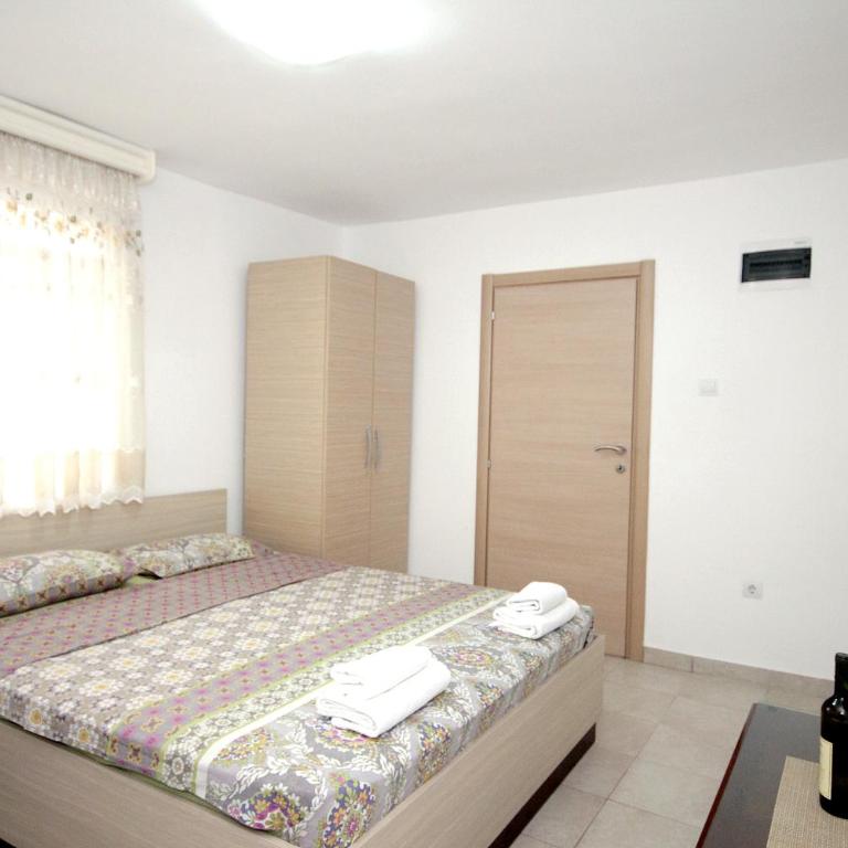 Apartments Pavlovic - One-Bedroom Apartment - 8