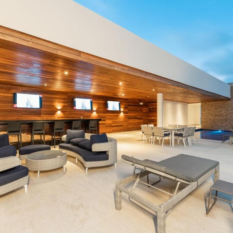 5th Avenue Quiet Luxury with Jacuzzi Beachfront - Apartamento de 2 dormitorios - 5