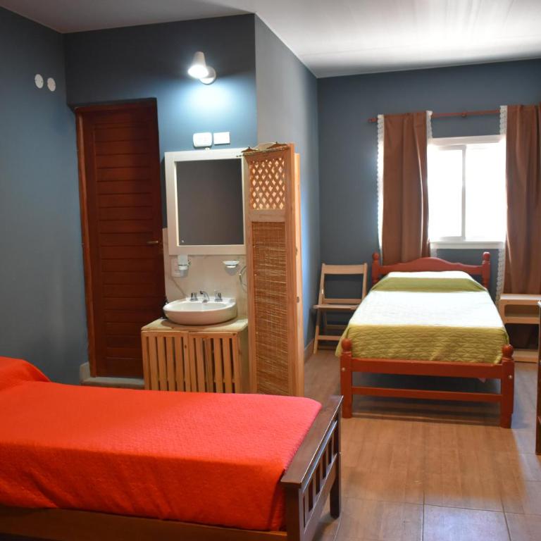 Raíces Hospedaje - Habitación cuádruple - 2