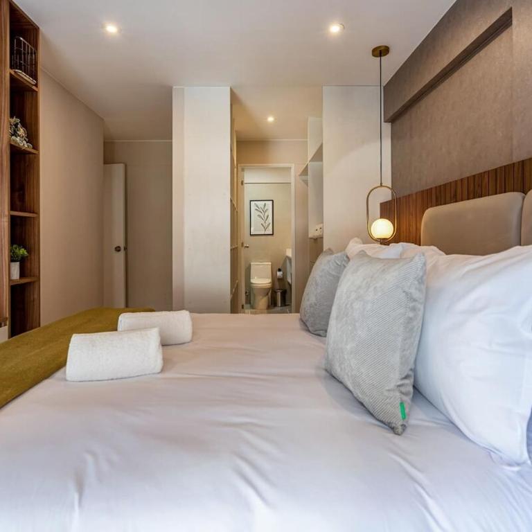 Pandora 2BR by Geko - Two-Bedroom Apartment - 21