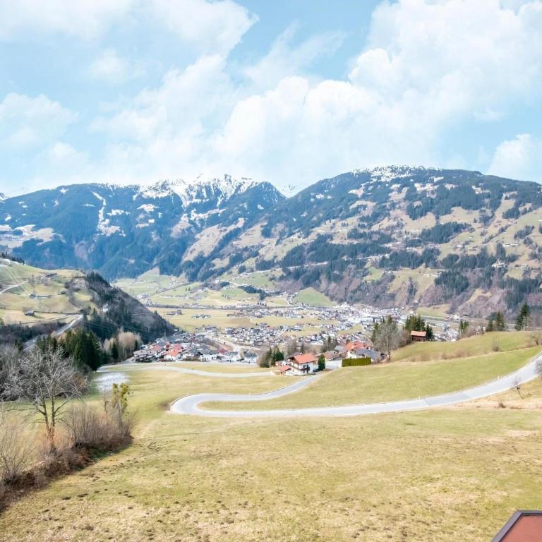 Chalet in Zell am Ziller near Ski Lift - Superior Chalet - 35