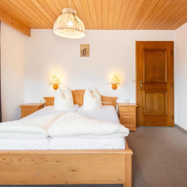Chalet in Zell am Ziller near Ski Lift - Superior Chalet - 20