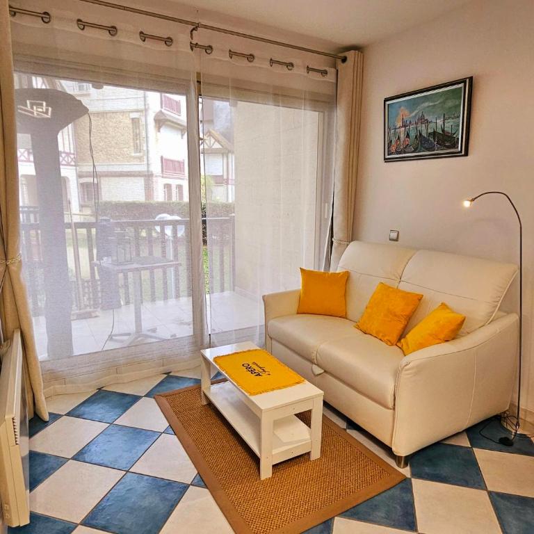 Armorial Studio, 100m des planches de Deauville - Studio - 4