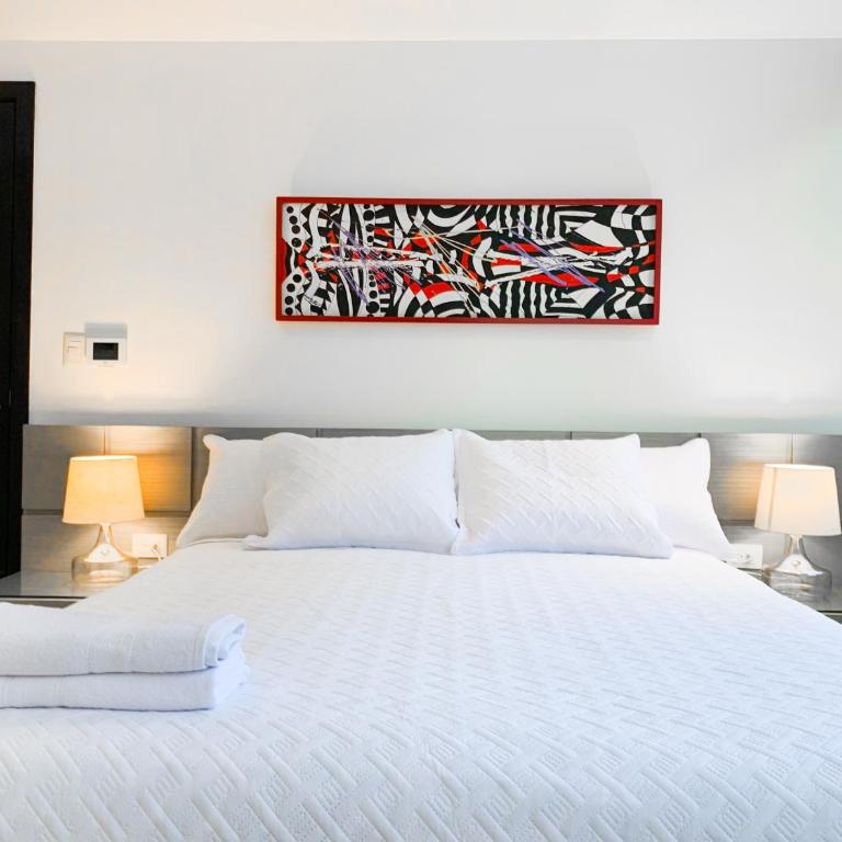 Departamentos de lujo en puerto Santa Ana, Guayaquil Ecuador - Two-Bedroom Apartment with River View - 1