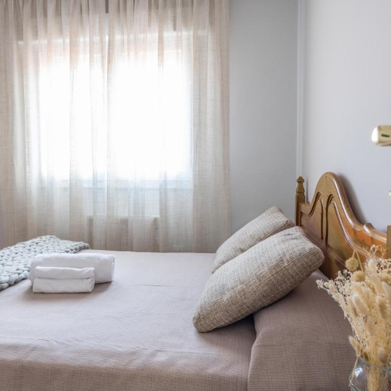 Pensión Casa Castelao 31 O Grove - Standard Double Room with Shared Bathroom - 2