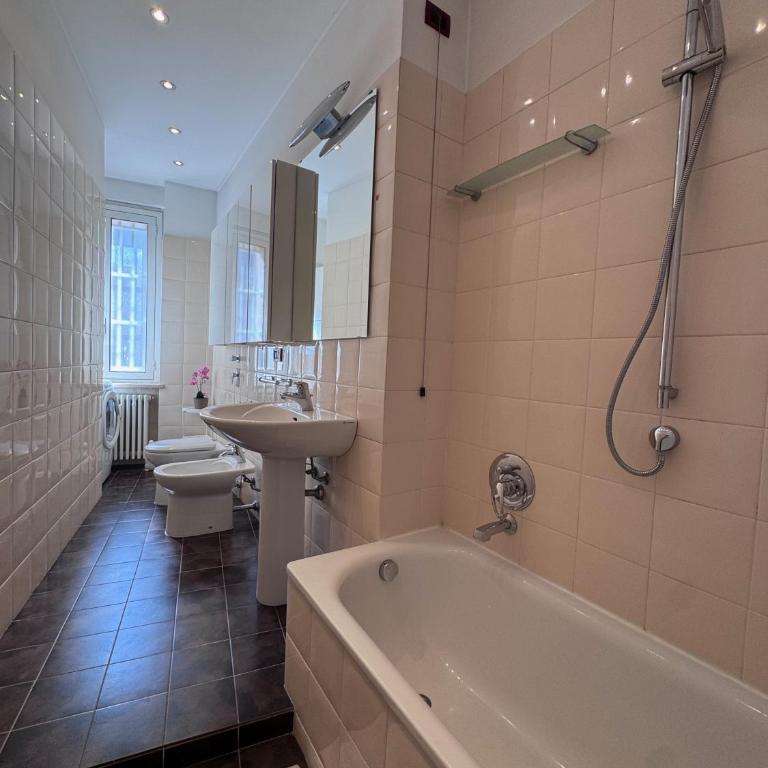 Bright Apartment with balcony in Corso XXII Marzo - Appartamento con 1 Camera da Letto e Balcone - 7