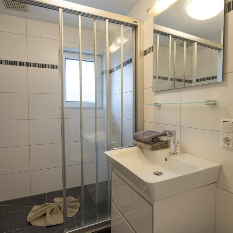 Landhaus Eberle - Apartment - 8