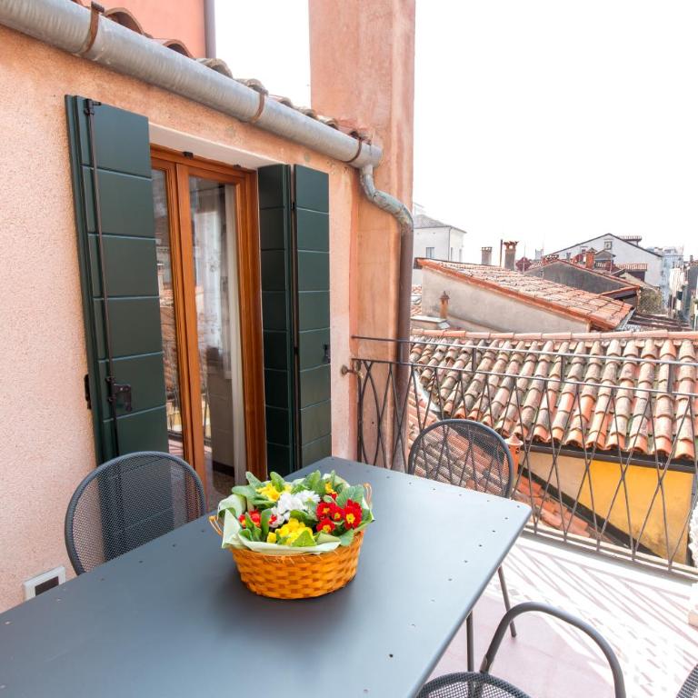 Cà Manzoni Apartment with Terrace - Apartment - 15