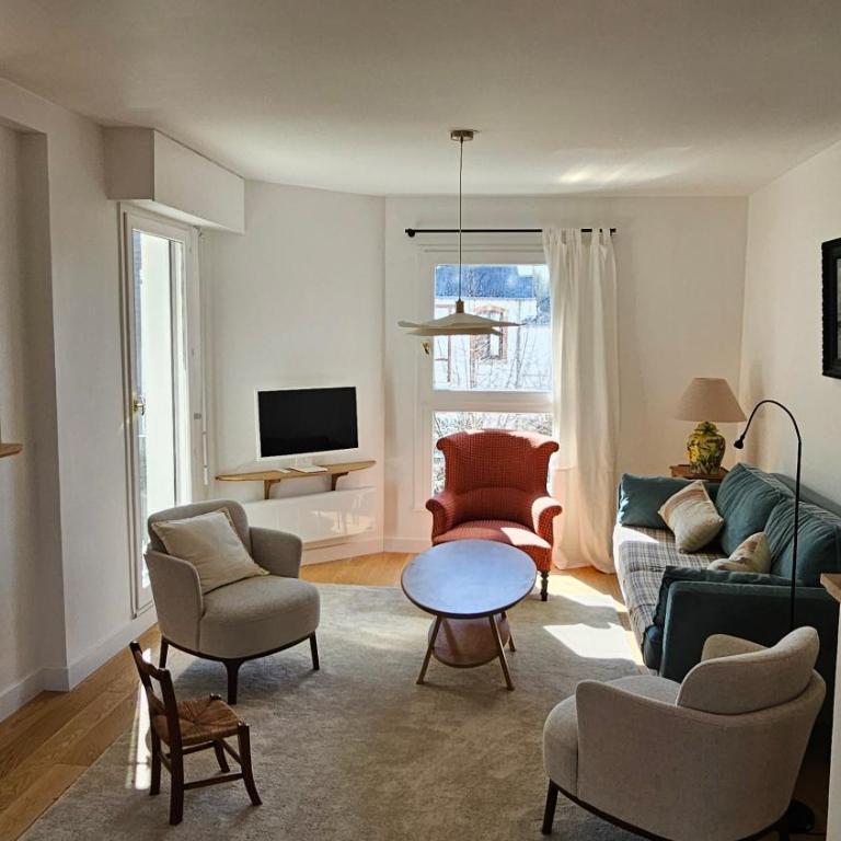 Les Remparts - 250 m from port - WiFi - Parking - Calme - Two-Bedroom Apartment - 12