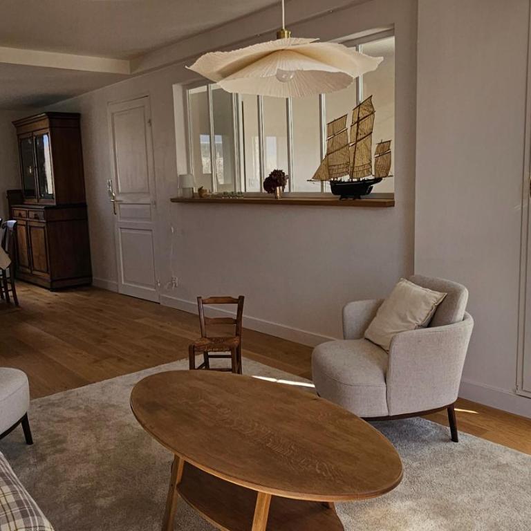Les Remparts - 250 m from port - WiFi - Parking - Calme - Two-Bedroom Apartment - 7