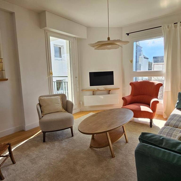 Les Remparts - 250 m from port - WiFi - Parking - Calme - Two-Bedroom Apartment - 5