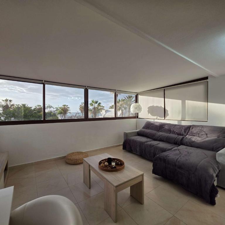 As de Casas - Apartamento en Urbanización Villas Playa - Apartamento de 3 dormitorios - 11